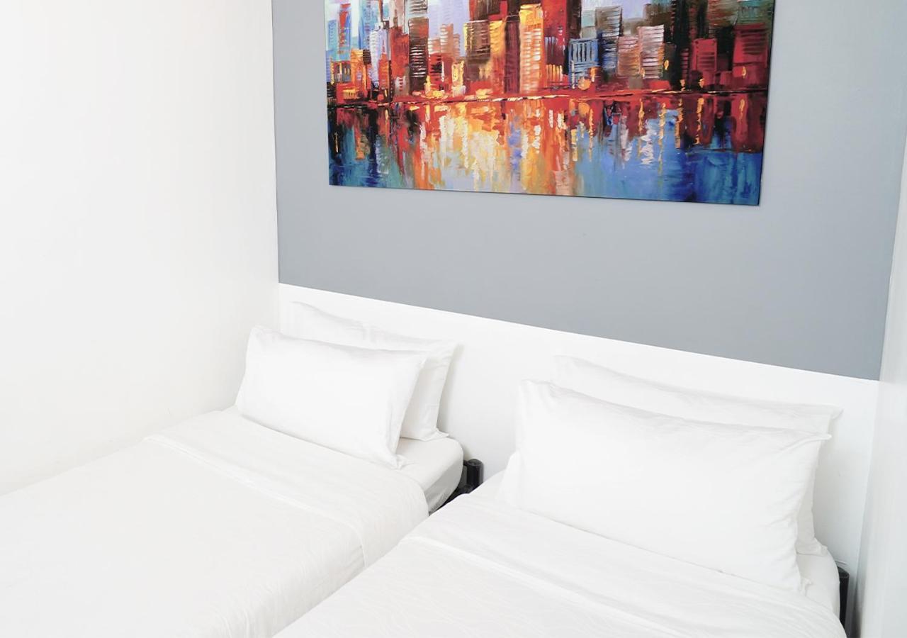 Mystay Hotel Bgc East Makati City Exterior foto